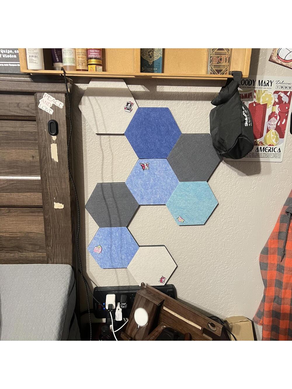 Afumazi Felt Bulletin Boards- 10 Hexagon Felt Boards 20 Colorful Pushpins